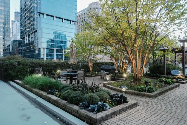 400 N LaSalle Boulevard 1401, Chicago, IL 60654