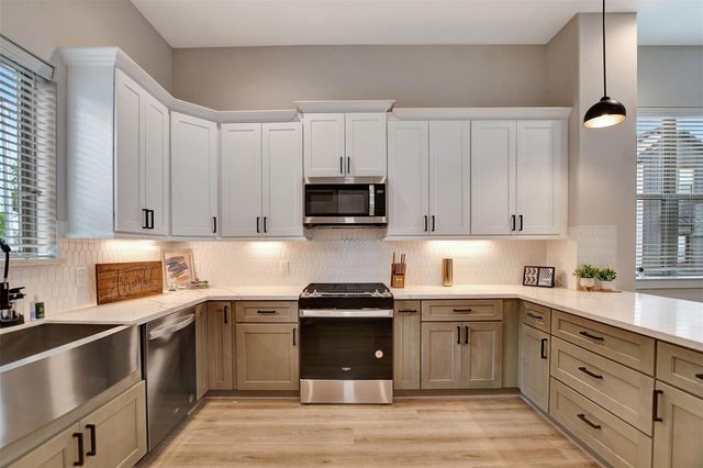 3704 Creekmont Green Lane, Houston, TX 77091