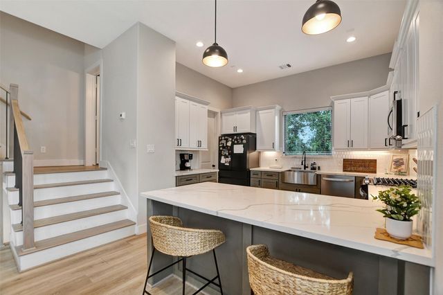 3704 Creekmont Green Lane, Houston, TX 77091