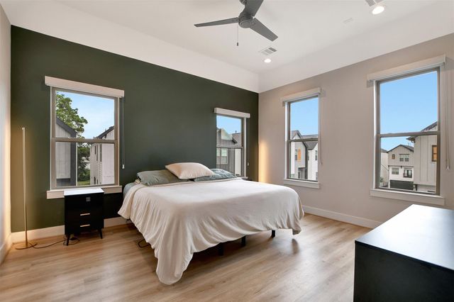 3704 Creekmont Green Lane, Houston, TX 77091