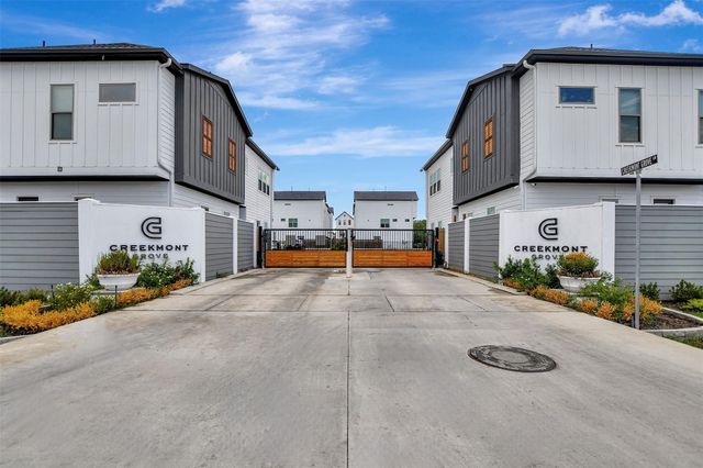 3704 Creekmont Green Lane, Houston, TX 77091