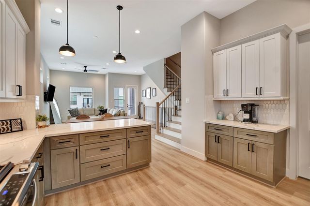 3704 Creekmont Green Lane, Houston, TX 77091