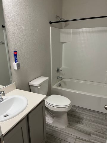 2820 Long Slope Road, Arlington, TX 76001