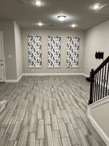 2820 Long Slope Road, Arlington, TX 76001