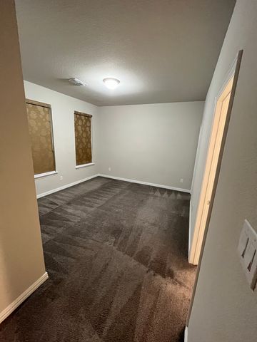 2820 Long Slope Road, Arlington, TX 76001