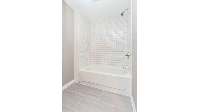 4821 W Cornelia Avenue G, Chicago, IL 60641