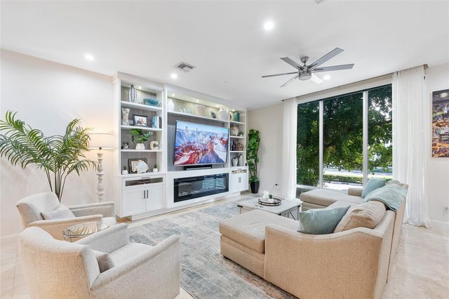 3266 NE 15th Street, Pompano Beach, FL 33062