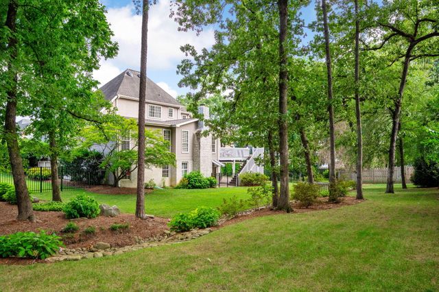 2415 Lennox Court, Chattanooga, TN 37421