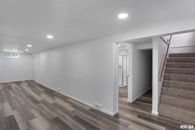 1636 W COLUMBIA Avenue, Davenport, IA 52804