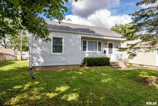 1636 W COLUMBIA Avenue, Davenport, IA 52804