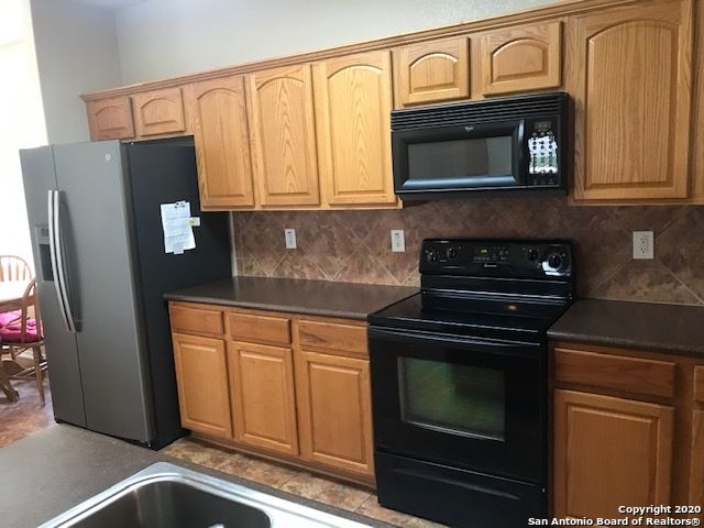 6703 SANGRIA DAWN, San Antonio, TX 78249