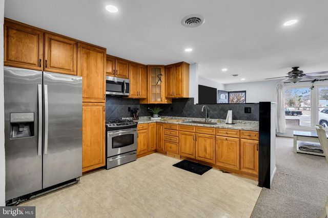 405 DECKER CT, Lanoka Harbor, NJ 08734