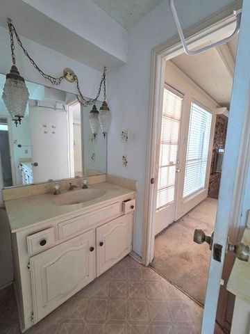 604 S Briarcrest Drive, Richardson, TX 75081