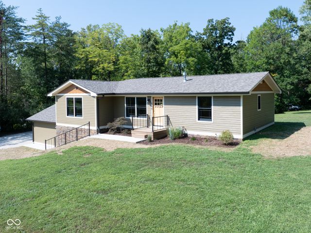 568 McGee Road, Nashville, IN 47448