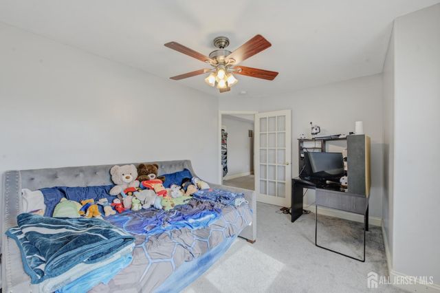 1316 Sassafras Lane, Monroe, NJ 08094