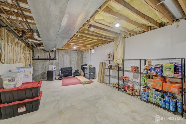 1316 Sassafras Lane, Monroe, NJ 08094