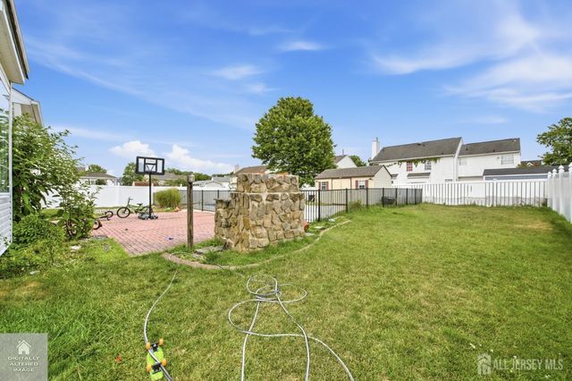 1316 Sassafras Lane, Monroe, NJ 08094