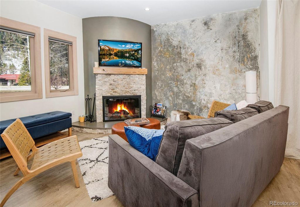 4192 Spruce Way 109A, Vail, CO 81657