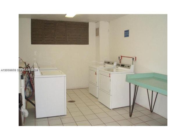 10835 SW 112th Ave 218, Miami, FL 33176