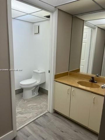 10835 SW 112th Ave 218, Miami, FL 33176