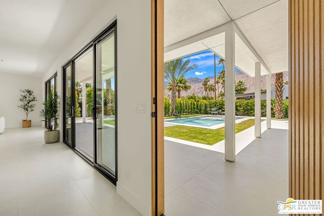 2020 E Amado Road, Palm Springs, CA 92262