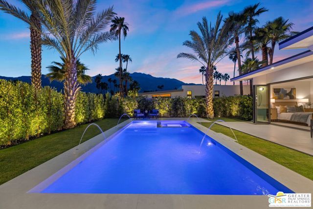 2020 E Amado Road, Palm Springs, CA 92262