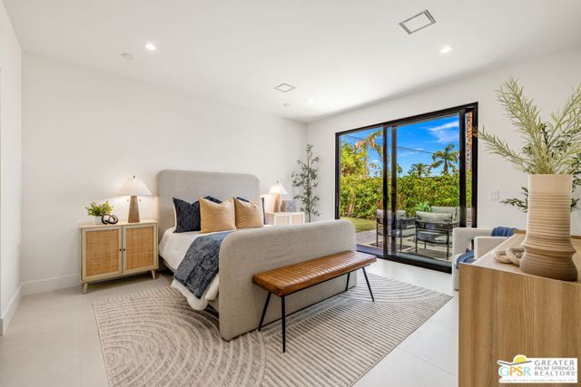 2020 E Amado Road, Palm Springs, CA 92262