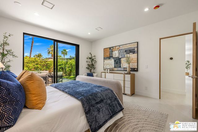 2020 E Amado Road, Palm Springs, CA 92262
