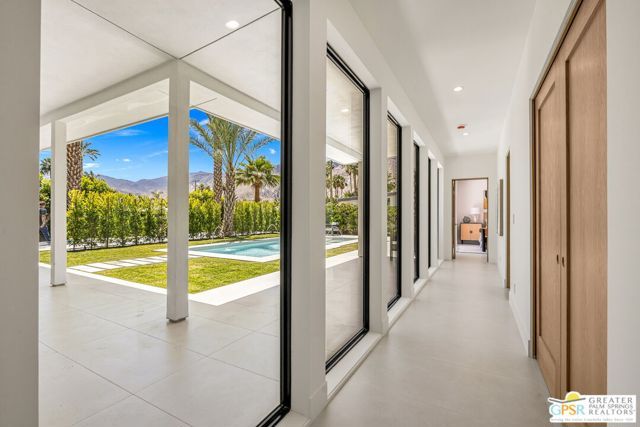 2020 E Amado Road, Palm Springs, CA 92262
