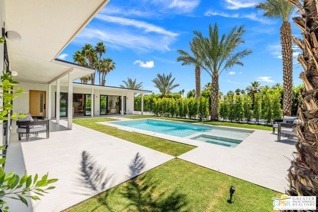 2020 E Amado Road, Palm Springs, CA 92262