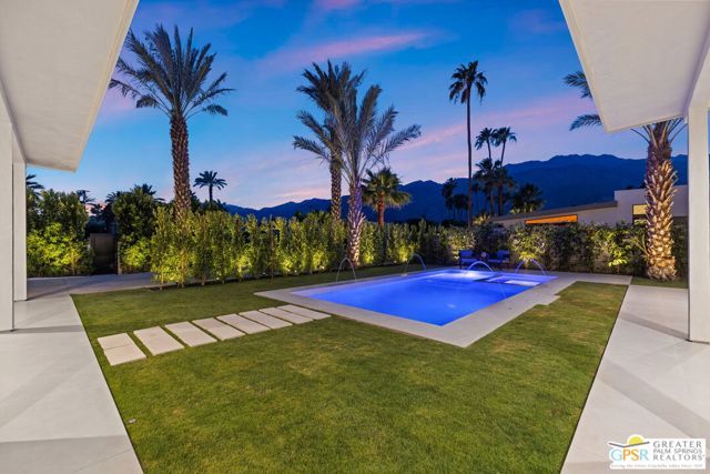 2020 E Amado Road, Palm Springs, CA 92262