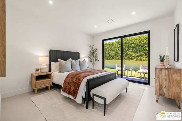 2020 E Amado Road, Palm Springs, CA 92262