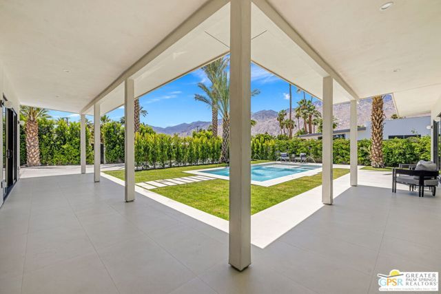2020 E Amado Road, Palm Springs, CA 92262