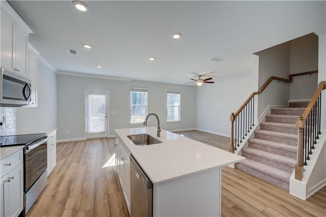 184 Flier Drive, Mcdonough, GA 30253