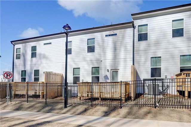 184 Flier Drive, Mcdonough, GA 30253
