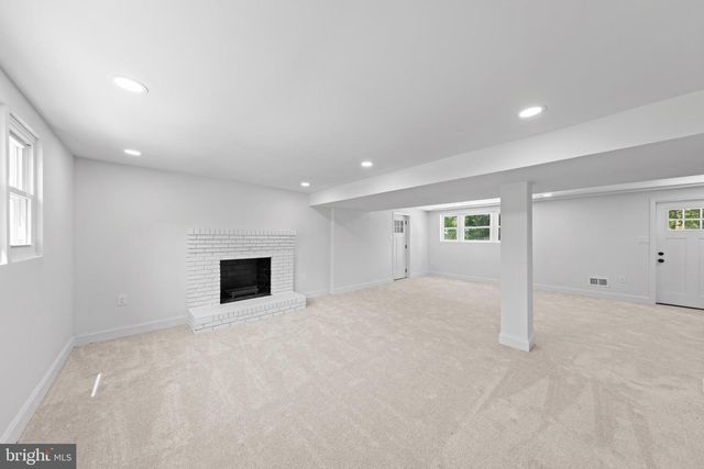 306 HEYSE CT, Fort Washington, MD 20744
