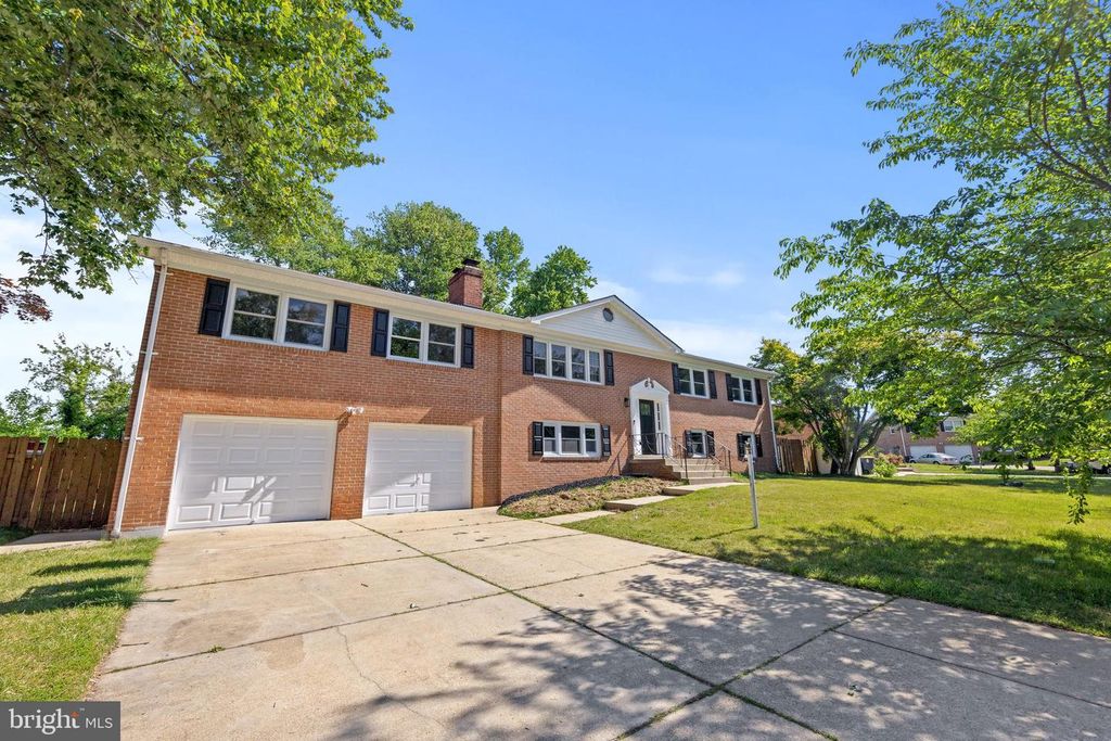 Image 1 of property listing at 306 HEYSE CT, Fort Washington, MD 20744