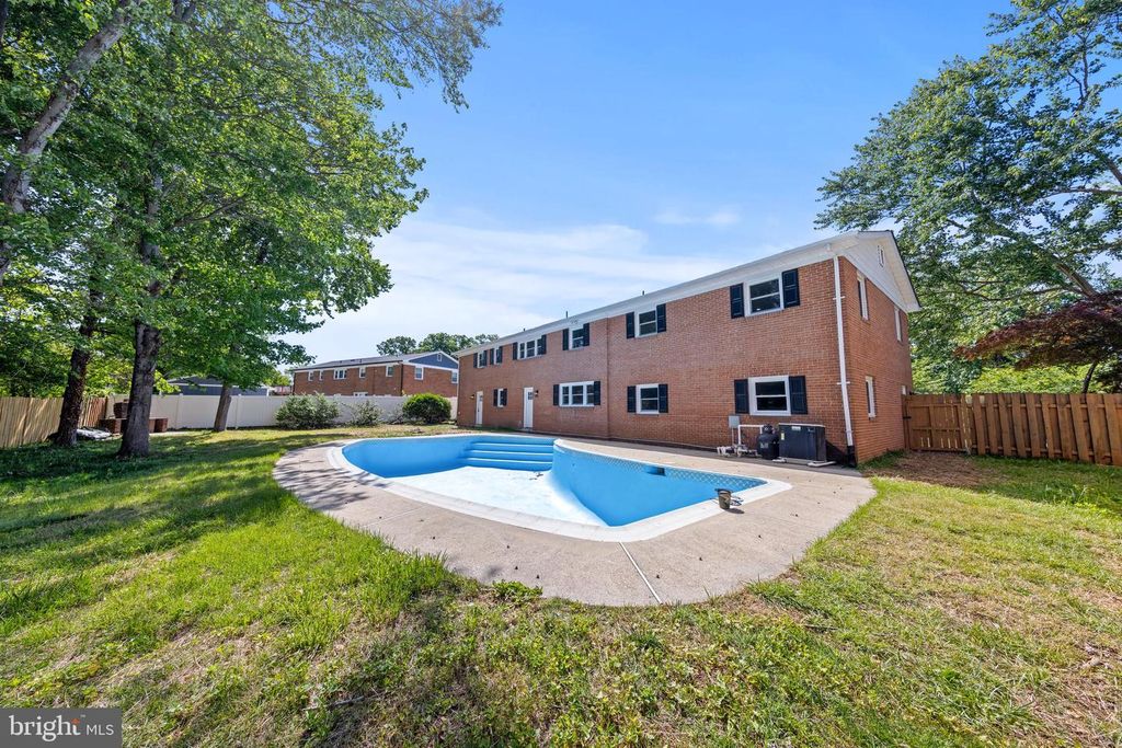 Image 30 of property listing at 306 HEYSE CT, Fort Washington, MD 20744