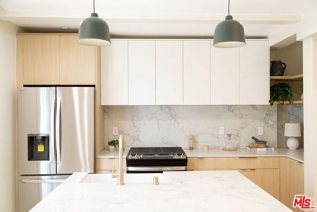 1409 N Hudson Avenue 2, Los Angeles, CA 90028