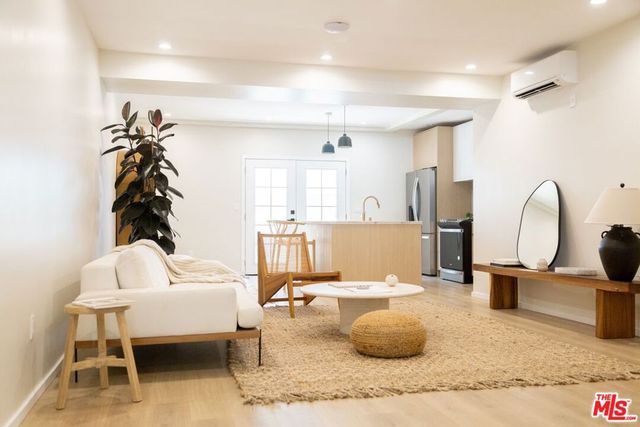 1409 N Hudson Avenue 2, Los Angeles, CA 90028