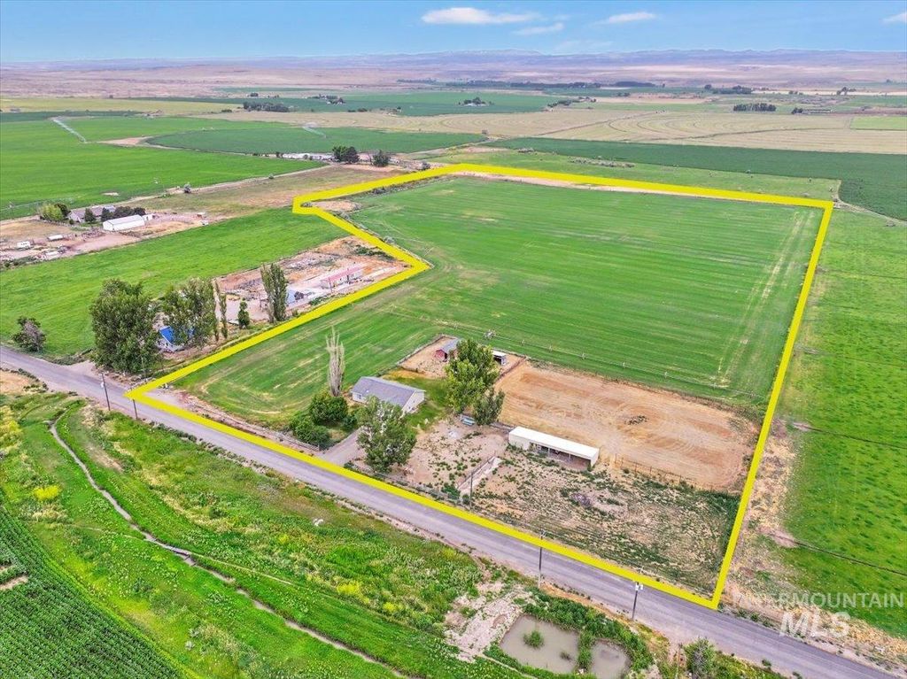 1670 E 1500 S, Gooding, ID 83330