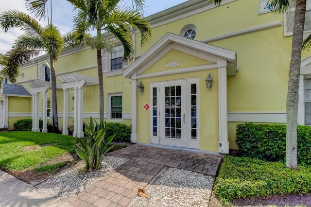 5092 BEACH DRIVE SE A, St Petersburg, FL 33705