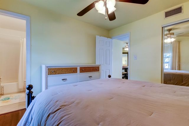 5092 BEACH DRIVE SE A, St Petersburg, FL 33705