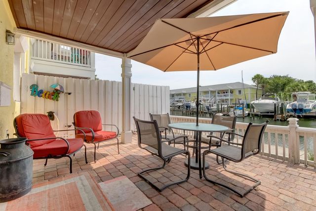 5092 BEACH DRIVE SE A, St Petersburg, FL 33705