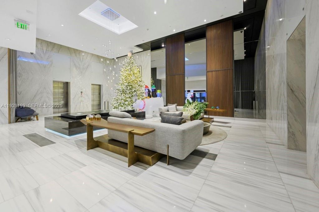 Image 23 of property listing at 1100 Biscayne Blvd 3104, Miami, FL 33132