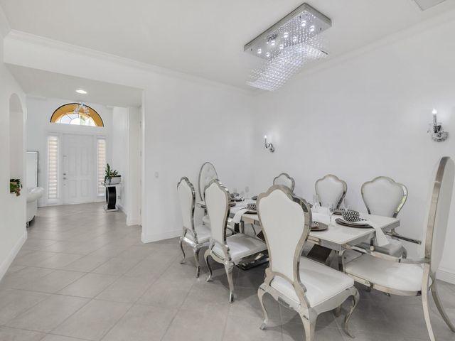 8256 Bradford Way, Parkland, FL 33076