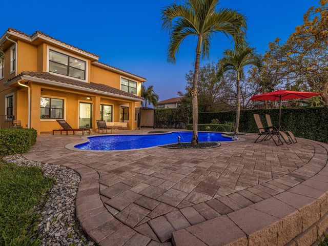 8256 Bradford Way, Parkland, FL 33076