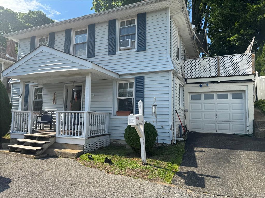 4 Terrace Place, Glen Cove, NY 11542