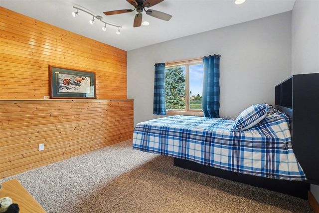 2213 N Bristol Street, Holland, MI 49424