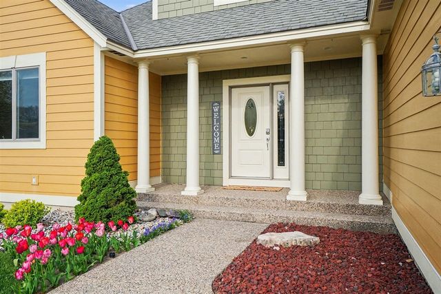 2213 N Bristol Street, Holland, MI 49424